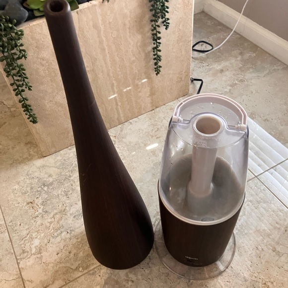 Objecto W7 Ultrasonic Aromatherapy Humidifier/Diffuser Dark Grain HW-36DK - Picture 9 of 13